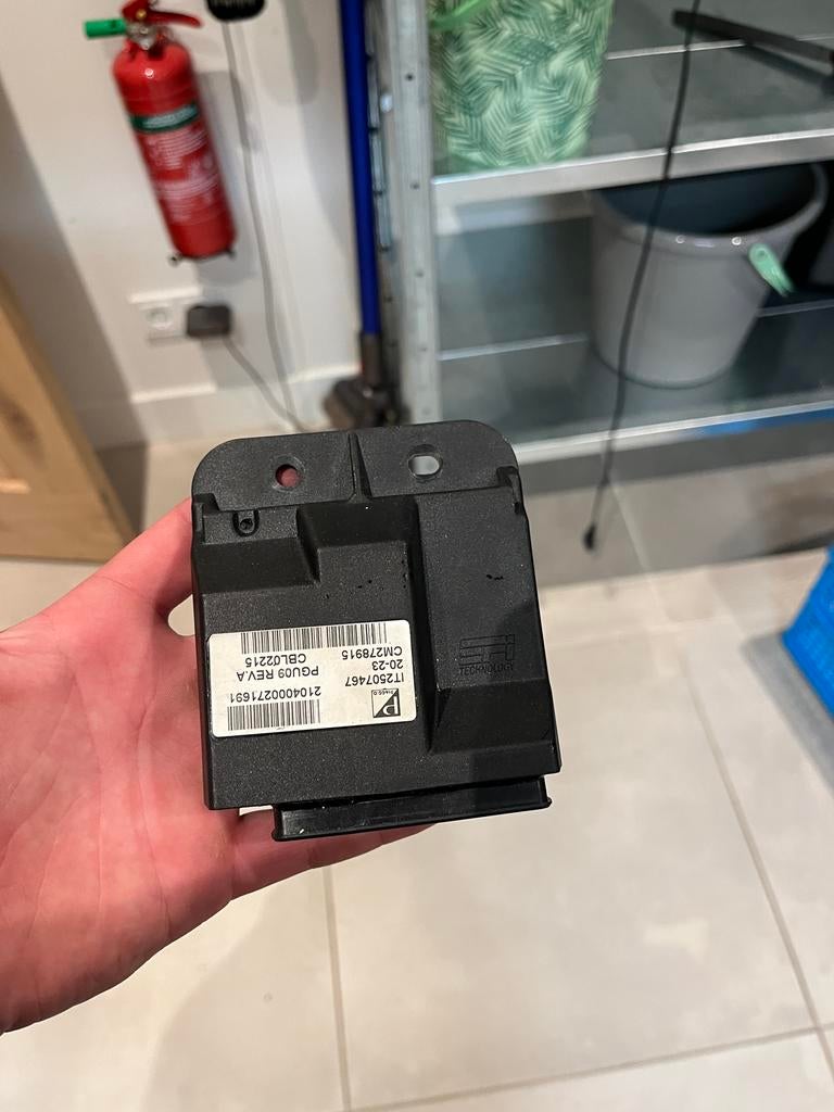 Originele brom ECU Vespa Sprint E4 + luchtslang, Ophalen, Zo goed als nieuw, Overige typen, Vespa