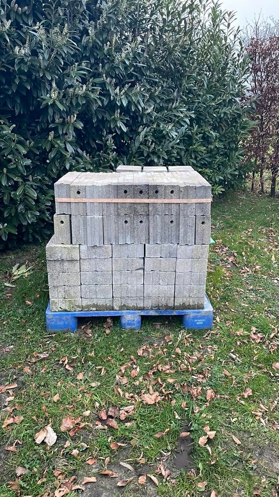 Betonblokken, Ophalen, Zo goed als nieuw, Kalkzandstenen