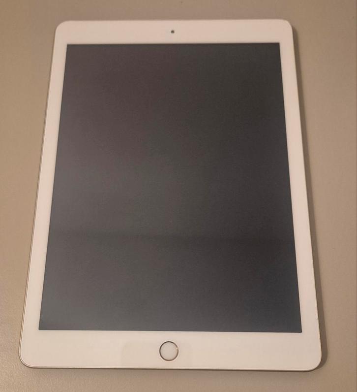 Apple iPad 5e gen. (2017)  - 128GB -Zeer goede staat, Computers en Software, Apple iPads, Zo goed als nieuw, Apple iPad, 10 inch