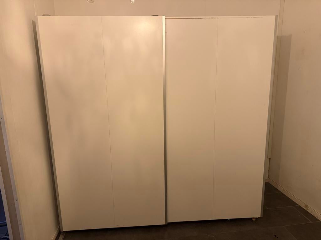 Kledingkast wit, Ophalen, 100 tot 150 cm, Zo goed als nieuw, 150 tot 200 cm