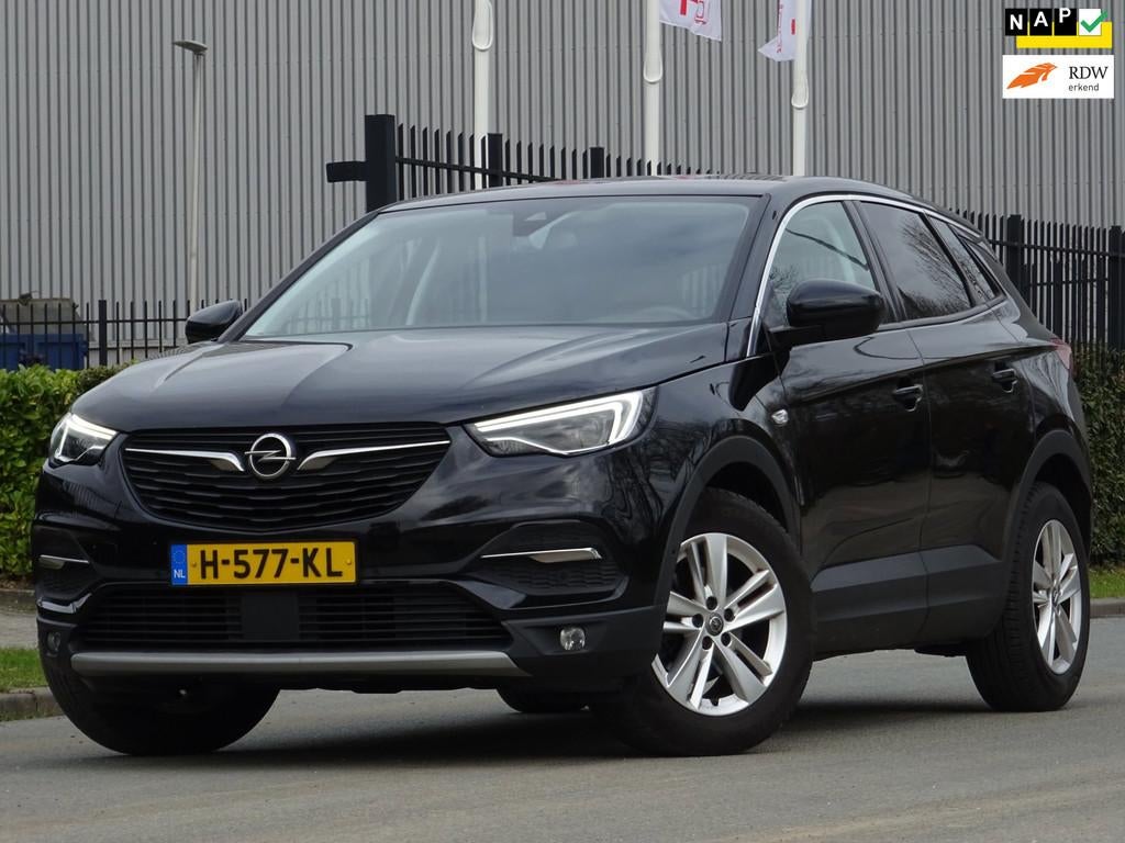 Opel Grandland X 1.5 CDTi Business Executive NAP/NAVI/CAMERA, Gebruikt, Euro 6, 4 cilinders, Zwart
