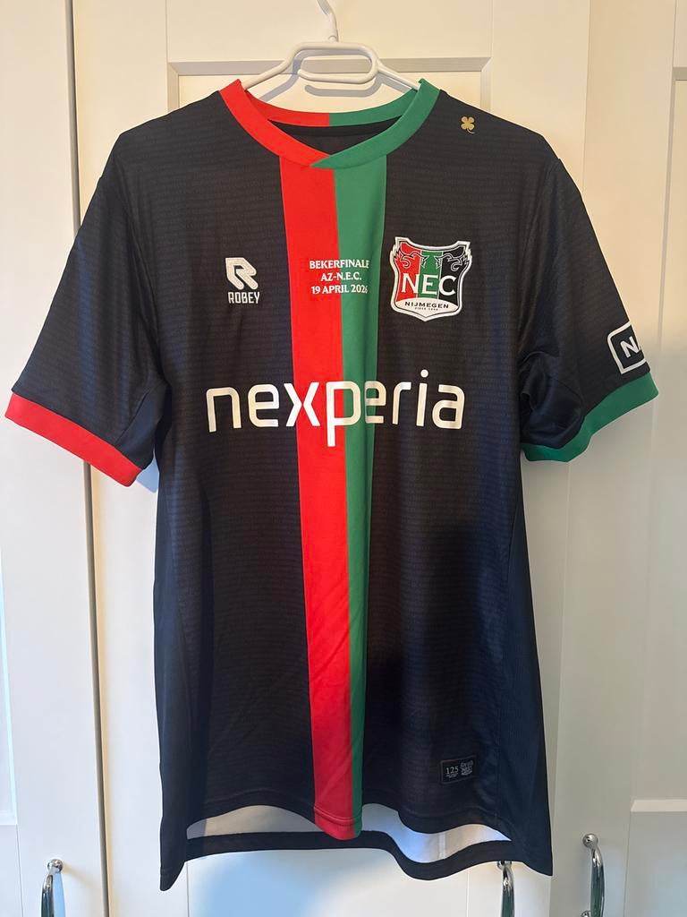 NEC Bekerfinale Shirt - Eenmalig gedragen, Sport en Fitness, Voetbal, Ophalen of Verzenden, Zo goed als nieuw, Shirt