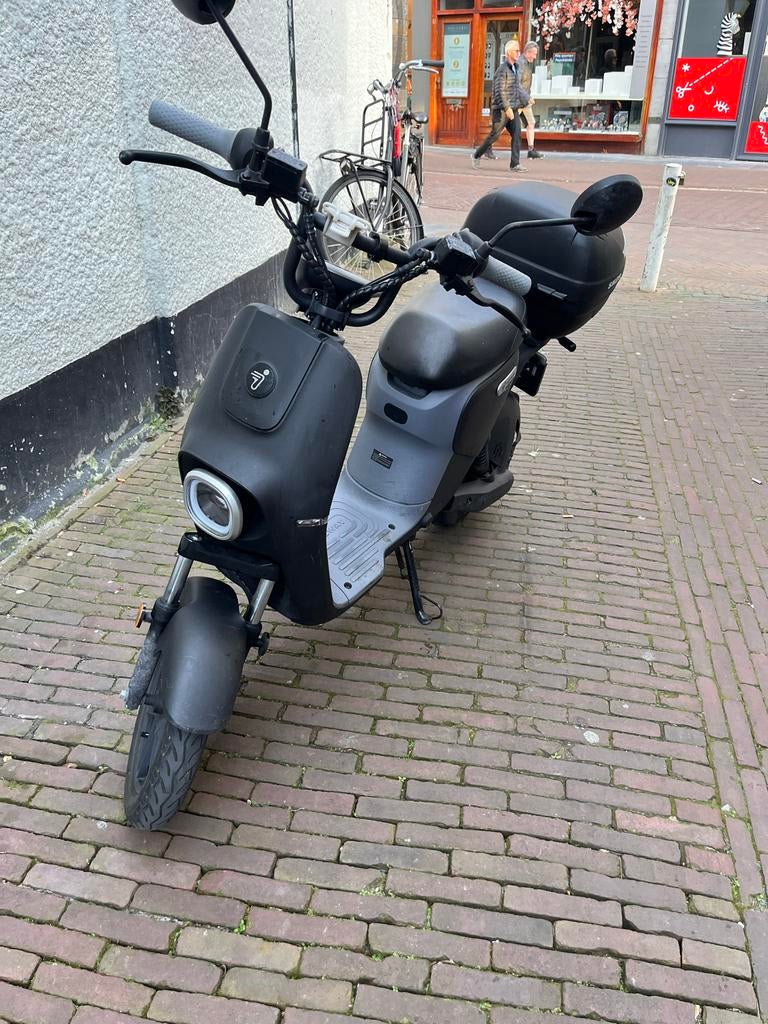 Segway B110S Snorscooter - Elektrisch en Modern, Fietsen en Brommers, Snorfietsen en Snorscooters, Gebruikt, Elektrisch, Ophalen