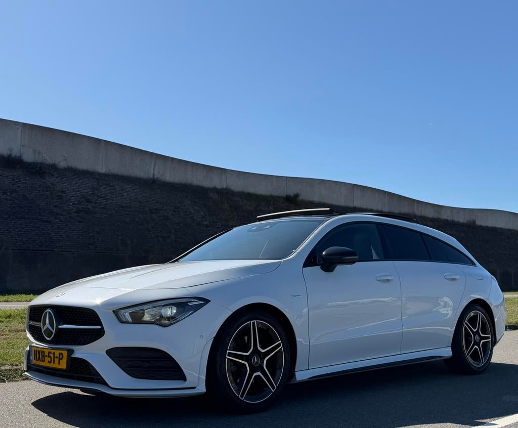 Mercedes-Benz CLA EDITION (AMG,PANO,NIGHT), Auto's, CLA, 136 pk, Zwart, 4 cilinders