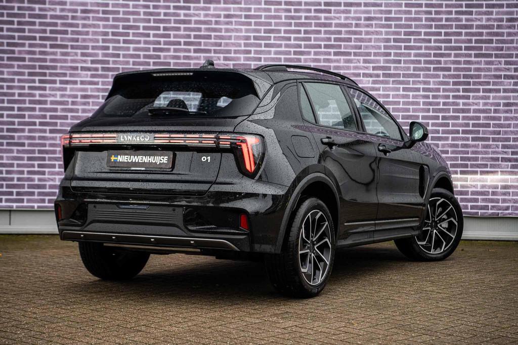 Lynk & Co 01 1.5 Core PHEV | Nieuw Model | TREKHAAK | Adapti, 12 maanden, 4 cilinders, Zwart, Bedrijf