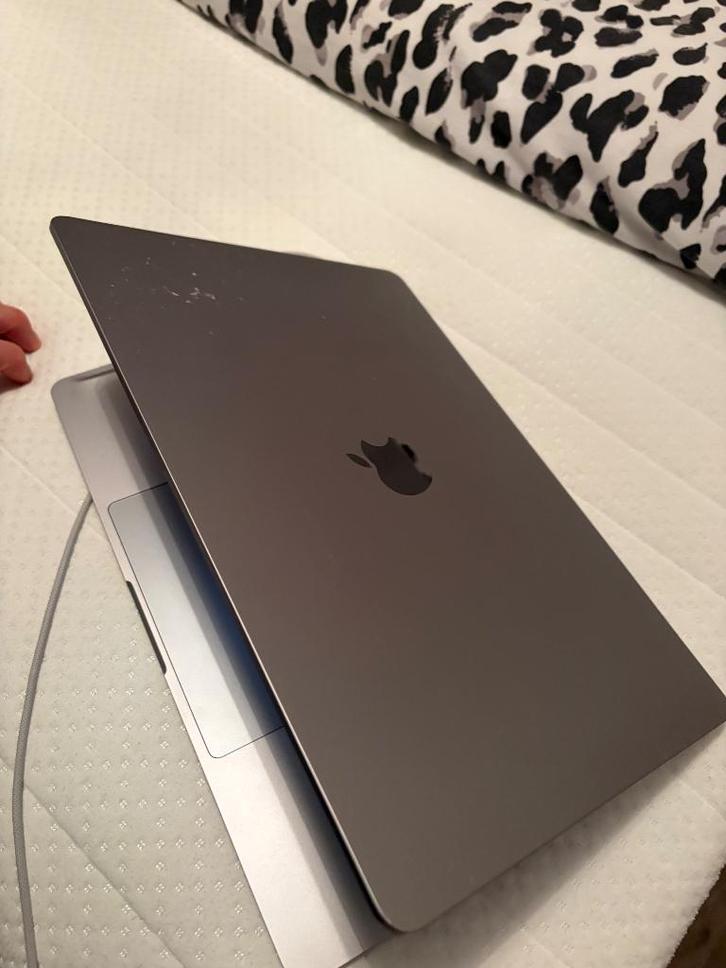 MacBook Air 15 inch 2023 Space Gray 256GB, Computers en Software, Apple Macbooks, Zo goed als nieuw, MacBook Air, 15 inch, 256 GB