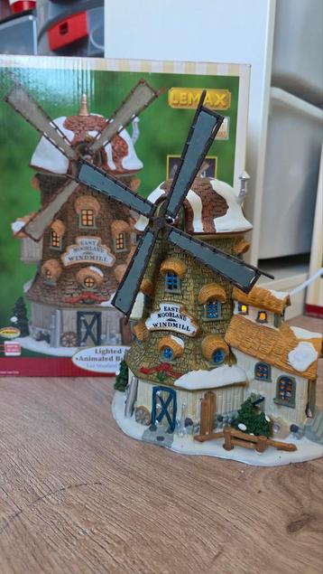 Lemax East Moorland Windmill - Kersthuisje beschikbaar voor biedingen