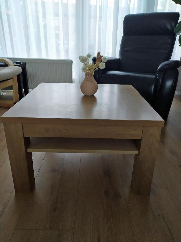 Salontafel berkenkleur zonder kras of schade 70x70 cm H42 cm, Huis en Inrichting, Tafels | Salontafels, Zo goed als nieuw, Minder dan 50 cm