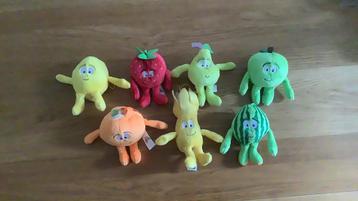 *** 7 fruit knuffels *** beschikbaar voor biedingen