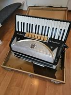 Zwarte accordeon Settimio Soprani piano 80 bas, Muziek en Instrumenten, Accordeons, Gebruikt, 80-bas, Toetsaccordeon, Met riemen