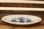 Royal Sphinx porseleinen klederdracht bordje Marken 45322, Gebruikt, Ophalen of Verzenden, Bord(en), Overige stijlen