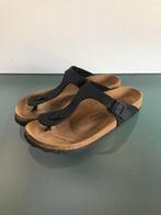 GRATIS VERZENDEN | BIRKENSTOCK Gizeh zwarte slippers 39, Slippers, Verzenden, Zwart, Zo goed als nieuw