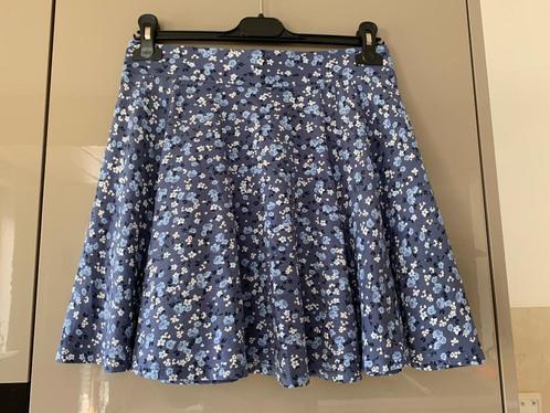 Blauw gebloemd kort rokje, Clockhouse, maat S, Kleding | Dames, Rokken, Zo goed als nieuw, Maat 36 (S), Blauw, Boven de knie, Ophalen of Verzenden