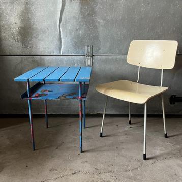 OPRUIMING industrieel design jaren 50 60 tafel Wim Rietveld beschikbaar voor biedingen