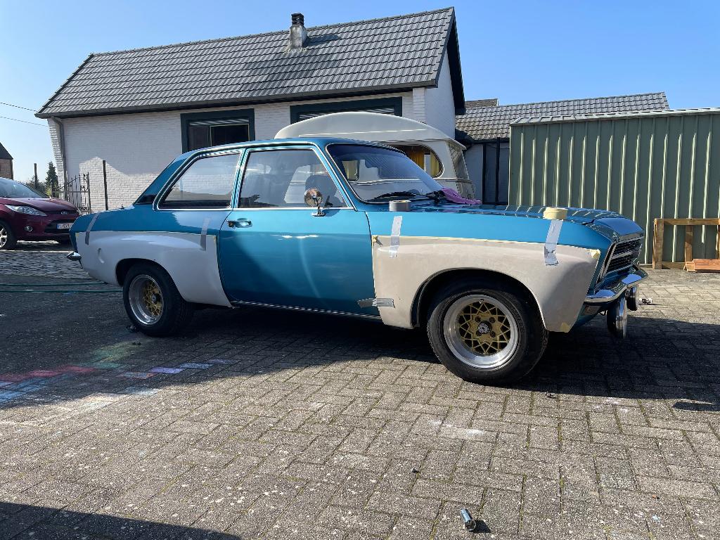 Opel ascona A verbredingen / verbredingskappen, Auto-onderdelen, Ophalen, Nieuw, Opel, Spatbord