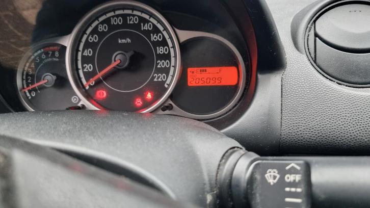Auto tekoop, Auto's, Mazda, Bedrijf, Airbags, Elektrische buitenspiegels, Elektrische ramen, Radio, USB, LPG, Hatchback, Handgeschakeld
