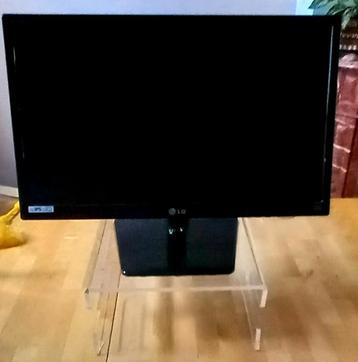 LG Monitor IPS 22 inch beschikbaar voor biedingen