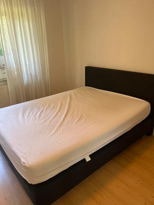 Boxspring + matras 160 200 (professioneel gereinigd!), Huis en Inrichting, Slaapkamer | Boxsprings, Zo goed als nieuw, 160 cm