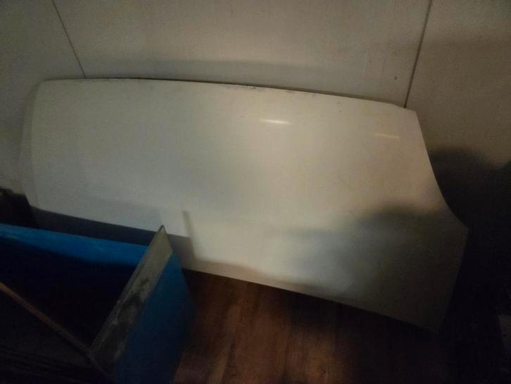 Motorkap Iveco Daily IV 2006 model 2007, Auto-onderdelen, Carrosserie en Plaatwerk, Motorkap, Voor, Gebruikt, Ophalen of Verzenden