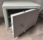 Zeer degelijke PT-1 kluis brandkast met 2 sleutels, Huis en Inrichting, Brandblussers en Brandkasten, Ophalen, Zo goed als nieuw