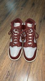 Nike Dunk High Dark Beetroot maat 44, Overige kleuren, Ophalen of Verzenden, Sneakers of Gympen, Nike Dunk