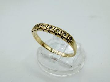 Gouden bandring met 8 diamanten, 19 mm beschikbaar voor biedingen