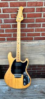 Pre Ernie Ball Music Man Stingray 1, Muziek en Instrumenten, Snaarinstrumenten | Gitaren | Elektrisch, Ophalen of Verzenden, Zo goed als nieuw