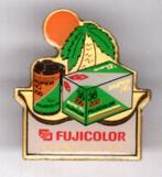 Fuji color foto/film PIN ( BLAD8_818 ), Verzamelen, Speldjes, Pins en Buttons, Verzenden, Nieuw, Merk, Speldje of Pin