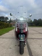 Vespa scooter zeer mooi en dealer onderhouden ZGAN, Fietsen en Brommers, Ophalen, Overige modellen, Maximaal 45 km/u, 49 cc