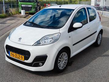 Peugeot 107 135.000km!!! 5-Deurs Hatchback 2012 Wit Z.G.O.H. beschikbaar voor biedingen