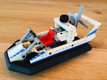 LEGO technic 8824, hovercraft, geen instructie boekje, IZGS beschikbaar voor biedingen