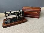 Antieke naaimachine Lewenstein met houten kist, Antiek en Kunst, Antiek | Naaimachines, Ophalen
