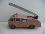 DINKY TOYS - FIRE ENGINE - nr.955 made in England, 60-er jrn, Ophalen of Verzenden, Gebruikt, Bus of Vrachtwagen