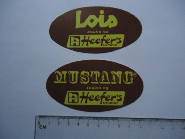 sticker oud HEEFER'S mod jean Lois Mustang Heefer heefers, Verzamelen, Stickers, Zo goed als nieuw, Bedrijf of Vereniging, Verzenden