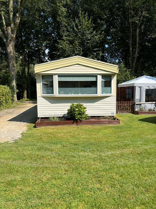 Zeer nette stacaravan op boscamping Zwanemeer, Caravans en Kamperen, Stacaravans, Ophalen of Verzenden