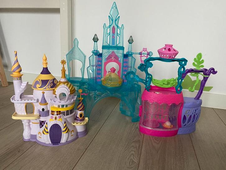 My Little Pony kastelen, Kinderen en Baby's, Speelgoed | My Little Pony, Gebruikt, Ophalen of Verzenden