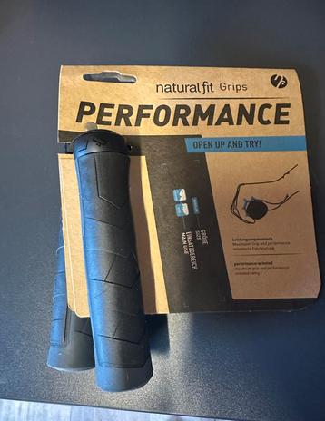 CUBE Natural Fit Grips Performance beschikbaar voor biedingen