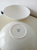 2 pasta borden 25 cm Wedgwood Jasper Coran White puntgaaf, Ophalen of Verzenden, Zo goed als nieuw, Bord(en), Overige stijlen