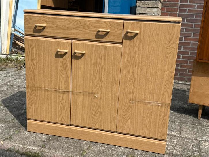 Houten opbergkast met lade en deuren – praktisch en netjes, Huis en Inrichting, Kasten | Overige, Gebruikt, Ophalen