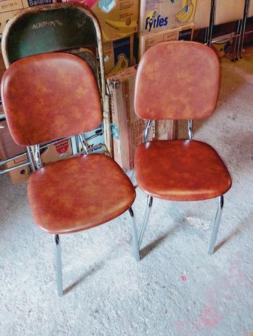 Vintage chromen buis stoelen  beschikbaar voor biedingen