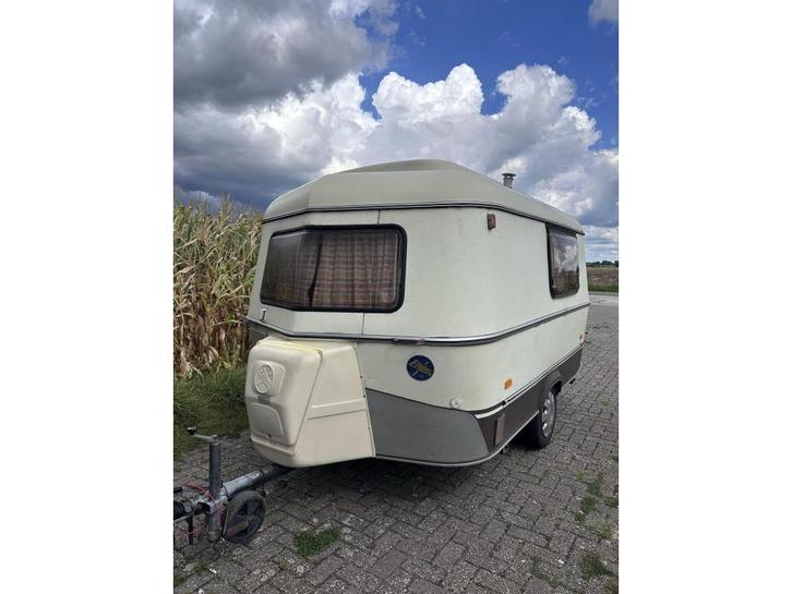 Eriba Pan Familia, Caravans en Kamperen, Caravans, Bedrijf, tot en met 2, 500 - 750 kg, Overige, Eriba, Lengtebed, Overige typen