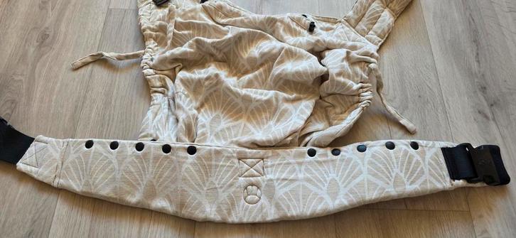 Neko halfbuckle Toddler Perla draagzak, Kinderen en Baby's, Babydragers en Draagdoeken, Zo goed als nieuw, Draagzak, Buik of Rug