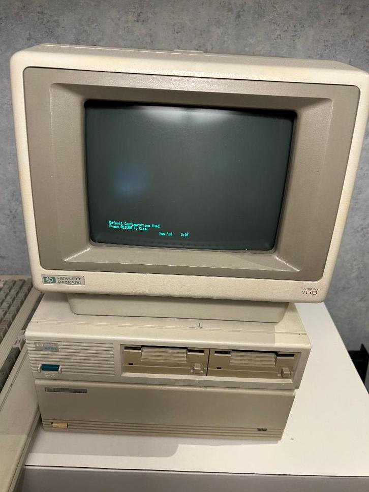 Hewlett Packard HP150, 9154B Disc Drive, HP 9121 Floppy, Computers en Software, Desktop Pc's, Gebruikt, Minder dan 2 Ghz, HDD