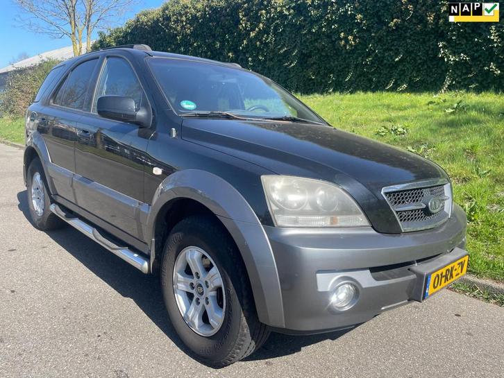 Kia Sorento 2.4i X-treme - Clima - 4x4 - Trekhaak, Auto's, Kia, Bedrijf, Te koop, Sorento, 4x4, ABS, Airbags, Airconditioning