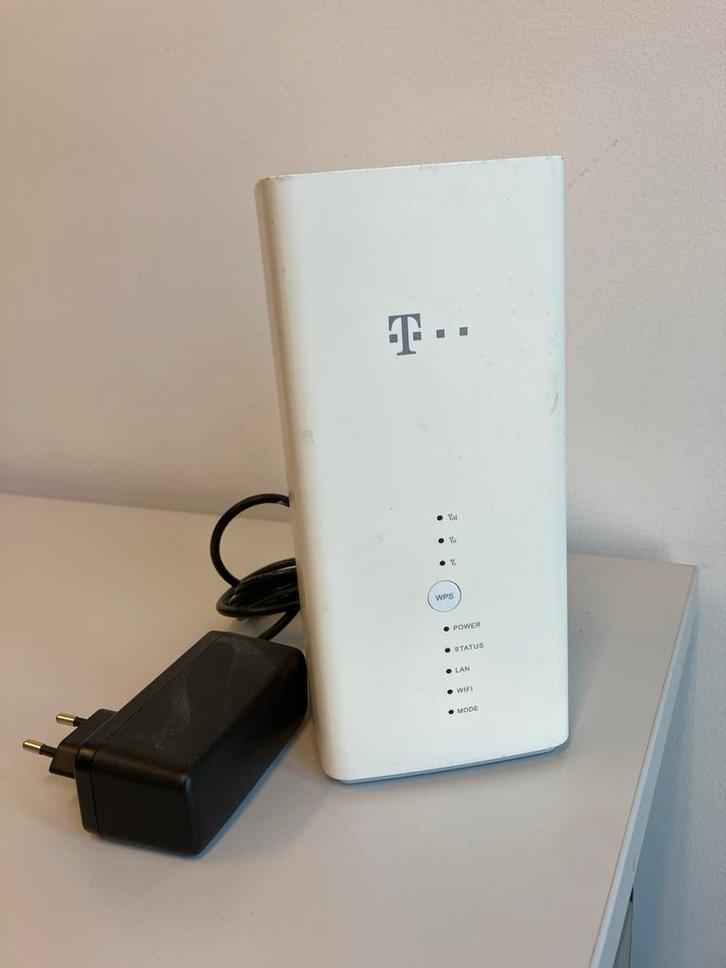 T-Mobile Router voor simkaart, Computers en Software, Routers en Modems, Gebruikt, Router, Ophalen of Verzenden