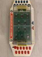 Vintage voetbalspel 1980 voetbal kerst sinterklaas kado, Antiek en Kunst, Antiek | Speelgoed, Ophalen of Verzenden