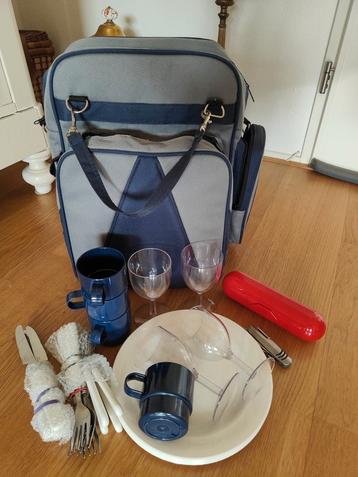 Picknickset in tas - Zo goed als nieuw! beschikbaar voor biedingen