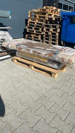 4 radiatoren in verpakking nieuw, Doe-het-zelf en Verbouw, Verwarming en Radiatoren, Ophalen, Nieuw, Radiator, 30 tot 80 cm
