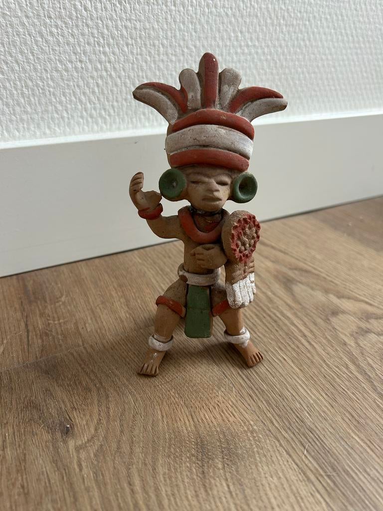 Handgeschilderd Mexicaans Kleibeeldje, Ophalen of Verzenden