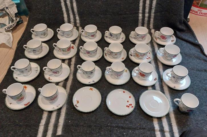 Janneke Brinkman service JBS, Huis en Inrichting, Keuken | Servies, Zo goed als nieuw, Kop(pen) en/of Schotel(s), Overige stijlen